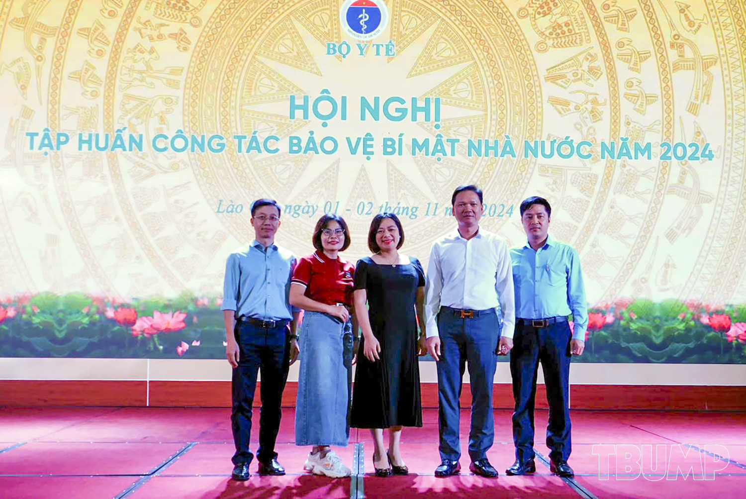 Đoàn công tác Trường Đại học Y Dược Thái Bình tham dự Hội nghị